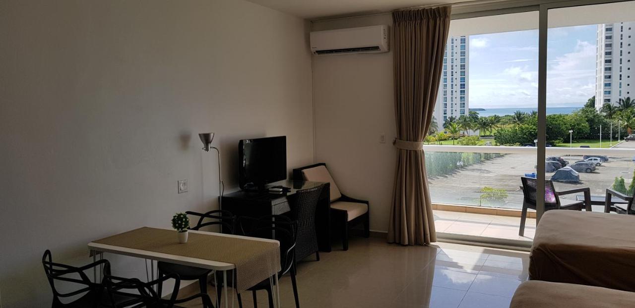 Playa Blanca Towncenter Suite - No Incluye Comidas Exterior photo
